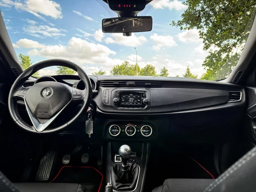 Alfa Romeo Giulietta - Afbeelding 3 van 27