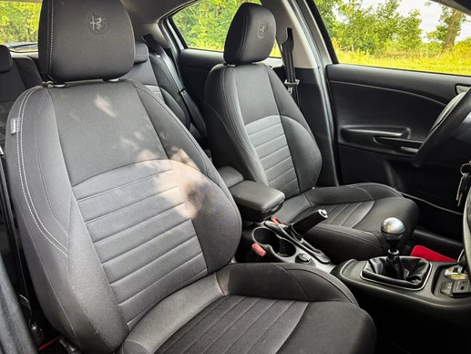 Alfa Romeo Giulietta - Afbeelding 5 van 27