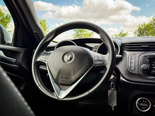 Alfa Romeo Giulietta - Afbeelding 10 van 27