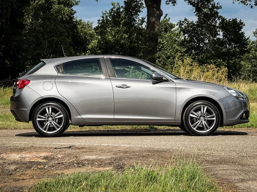 Alfa Romeo Giulietta - Afbeelding 13 van 27