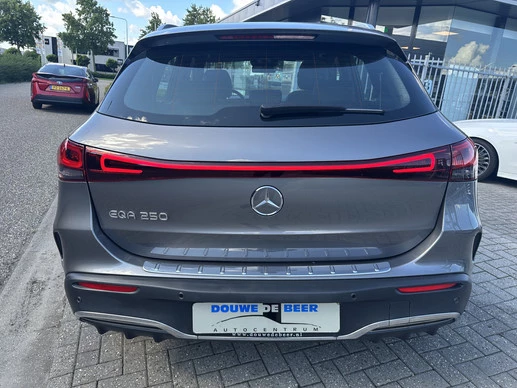 Mercedes-Benz EQA - Afbeelding 7 van 30