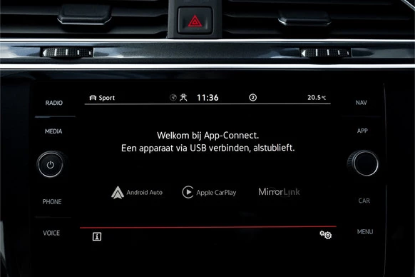 Volkswagen Tiguan - Afbeelding 24 van 30