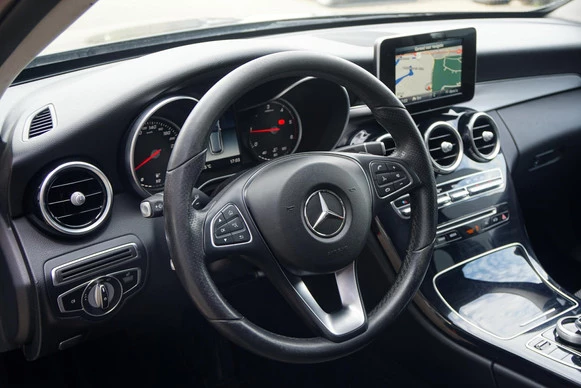 Mercedes-Benz C-Klasse - Afbeelding 13 van 30