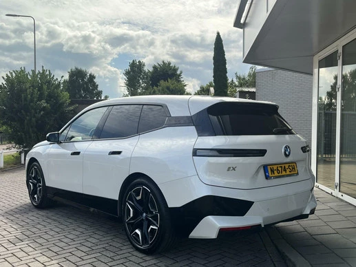 BMW iX - Afbeelding 10 van 18