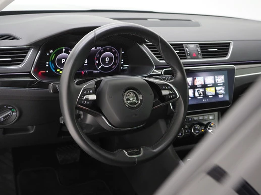 Škoda Superb - Afbeelding 18 van 30