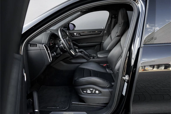Porsche Cayenne - Afbeelding 4 van 30
