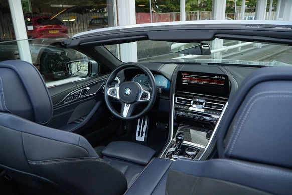 BMW 8 Serie - Afbeelding 2 van 30