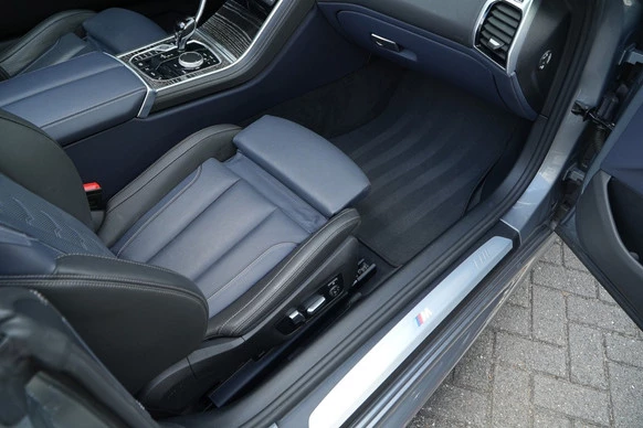 BMW 8 Serie - Afbeelding 14 van 30