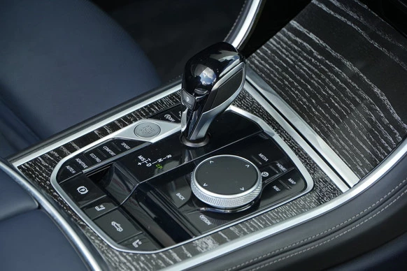 BMW 8 Serie - Afbeelding 19 van 30