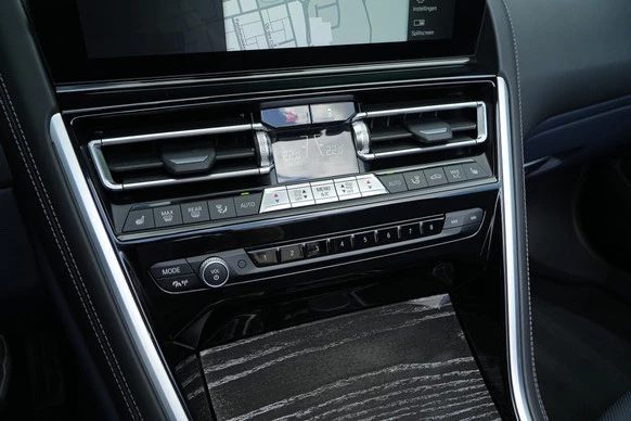 BMW 8 Serie - Afbeelding 26 van 30