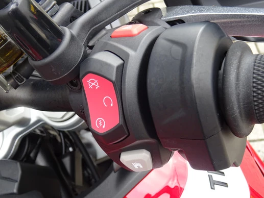 Triumph Tiger - Afbeelding 9 van 17