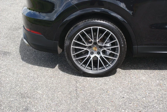Porsche Cayenne - Afbeelding 3 van 30