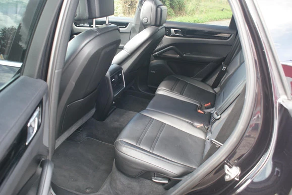 Porsche Cayenne - Afbeelding 14 van 30