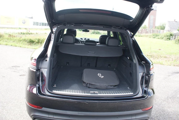 Porsche Cayenne - Afbeelding 15 van 30