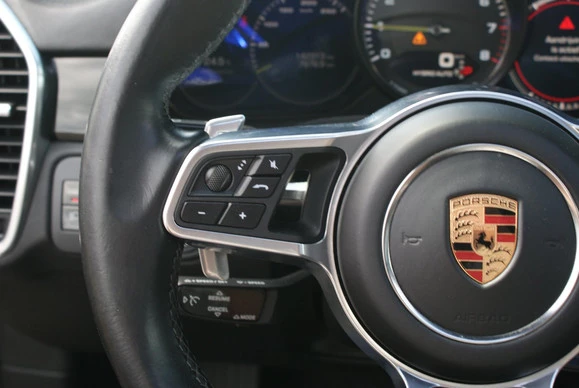 Porsche Cayenne - Afbeelding 25 van 30