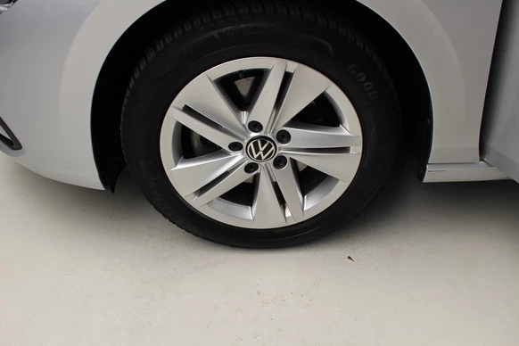 Volkswagen Golf - Afbeelding 4 van 26