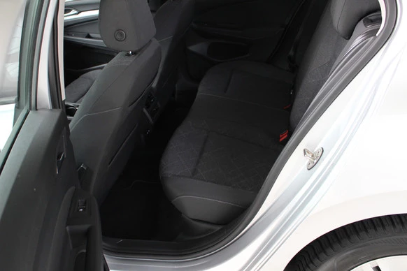 Volkswagen Golf - Afbeelding 11 van 26