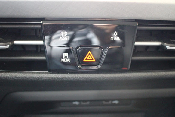 Volkswagen Golf - Afbeelding 19 van 26