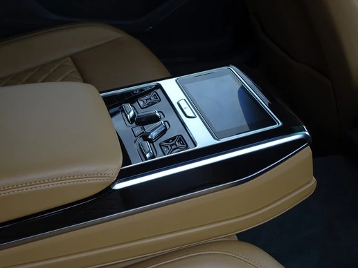 Audi A8 - Afbeelding 25 van 30