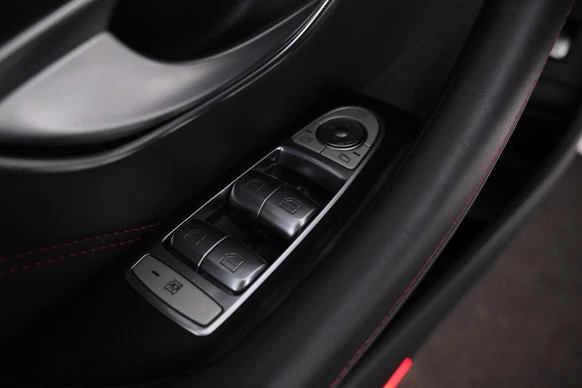 Mercedes-Benz E-Klasse - Afbeelding 20 van 30