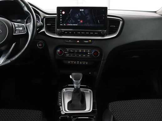 Kia Ceed - Afbeelding 8 van 30