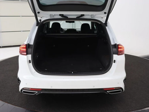 Kia Ceed - Afbeelding 27 van 30