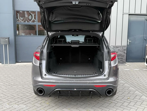 Alfa Romeo Stelvio - Afbeelding 26 van 30