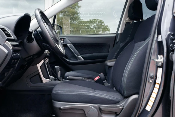 Subaru Forester - Afbeelding 10 van 30