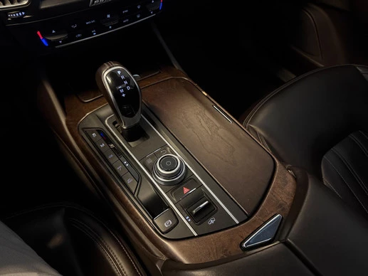 Maserati Levante - Afbeelding 26 van 30