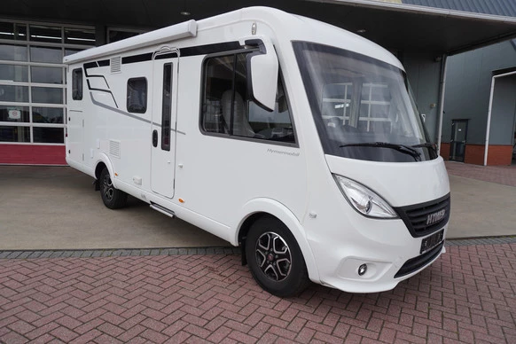 Hymer Exsis-i - Afbeelding 2 van 30