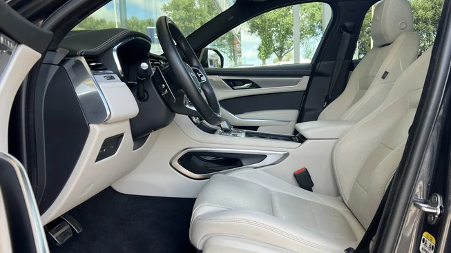 Jaguar F-PACE - Afbeelding 9 van 30