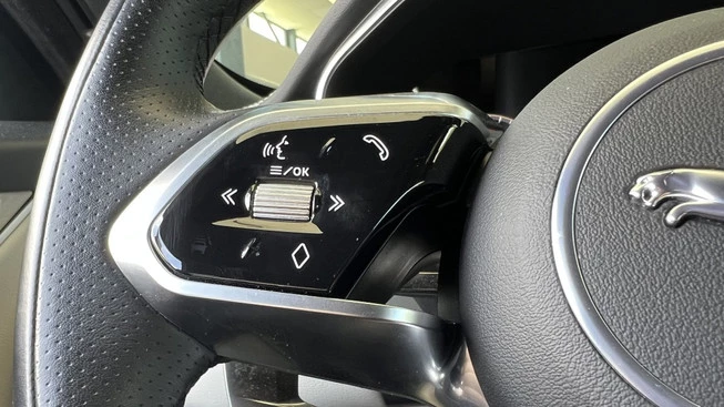 Jaguar F-PACE - Afbeelding 26 van 30