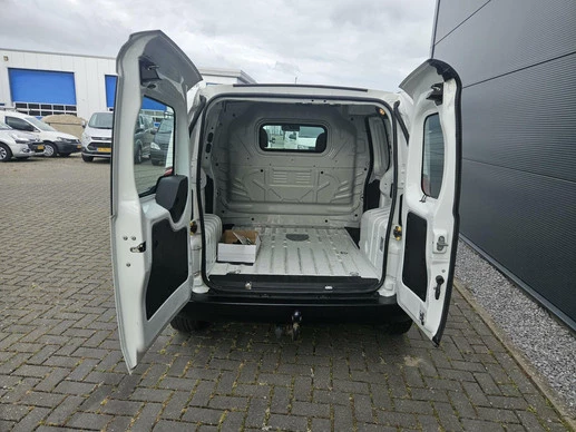 Peugeot Bipper - Afbeelding 13 van 30