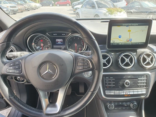 Mercedes-Benz GLA - Afbeelding 8 van 11