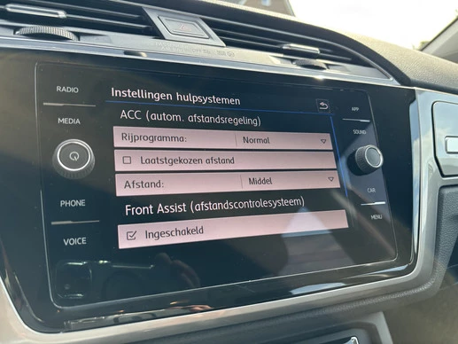 Volkswagen Touran - Afbeelding 8 van 30