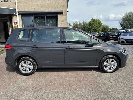 Volkswagen Touran - Afbeelding 18 van 30