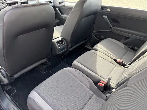 Volkswagen Touran - Afbeelding 24 van 30