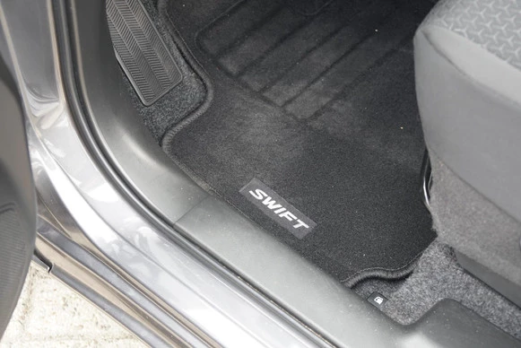 Suzuki Swift - Afbeelding 25 van 27