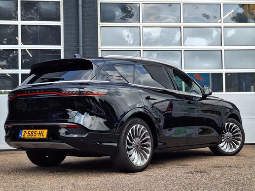 Voyah Free - Afbeelding 8 van 30