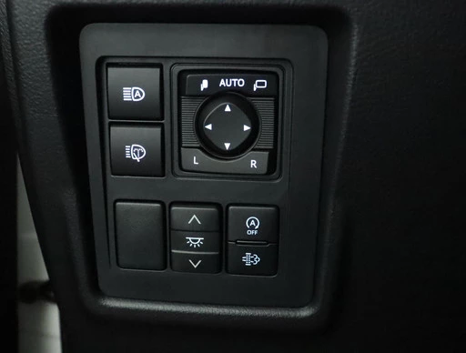 Toyota Land Cruiser - Afbeelding 27 van 30