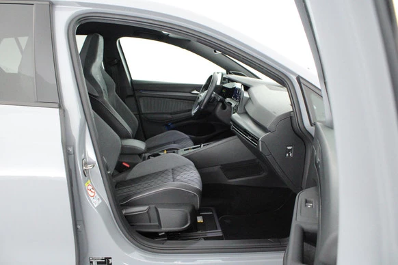 Volkswagen Golf - Afbeelding 14 van 30