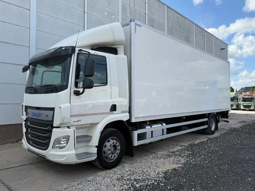 DAF CF 320 - Afbeelding 1 van 17