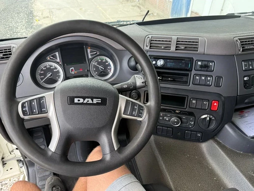 DAF CF 320 - Afbeelding 12 van 17