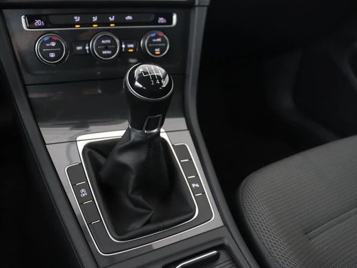 Volkswagen Golf - Afbeelding 12 van 30