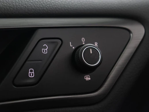 Volkswagen Golf - Afbeelding 15 van 30