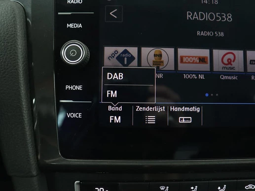Volkswagen Golf - Afbeelding 17 van 30