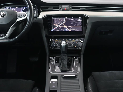 Volkswagen Passat - Afbeelding 10 van 30