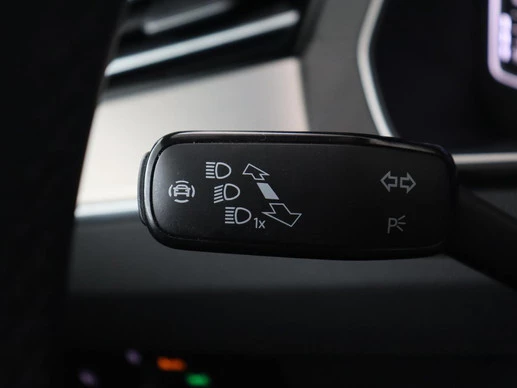 Volkswagen Passat - Afbeelding 11 van 30