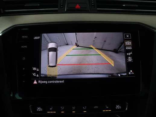 Volkswagen Passat - Afbeelding 15 van 30