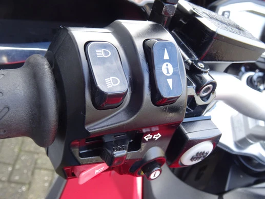 Triumph Tiger - Afbeelding 8 van 17